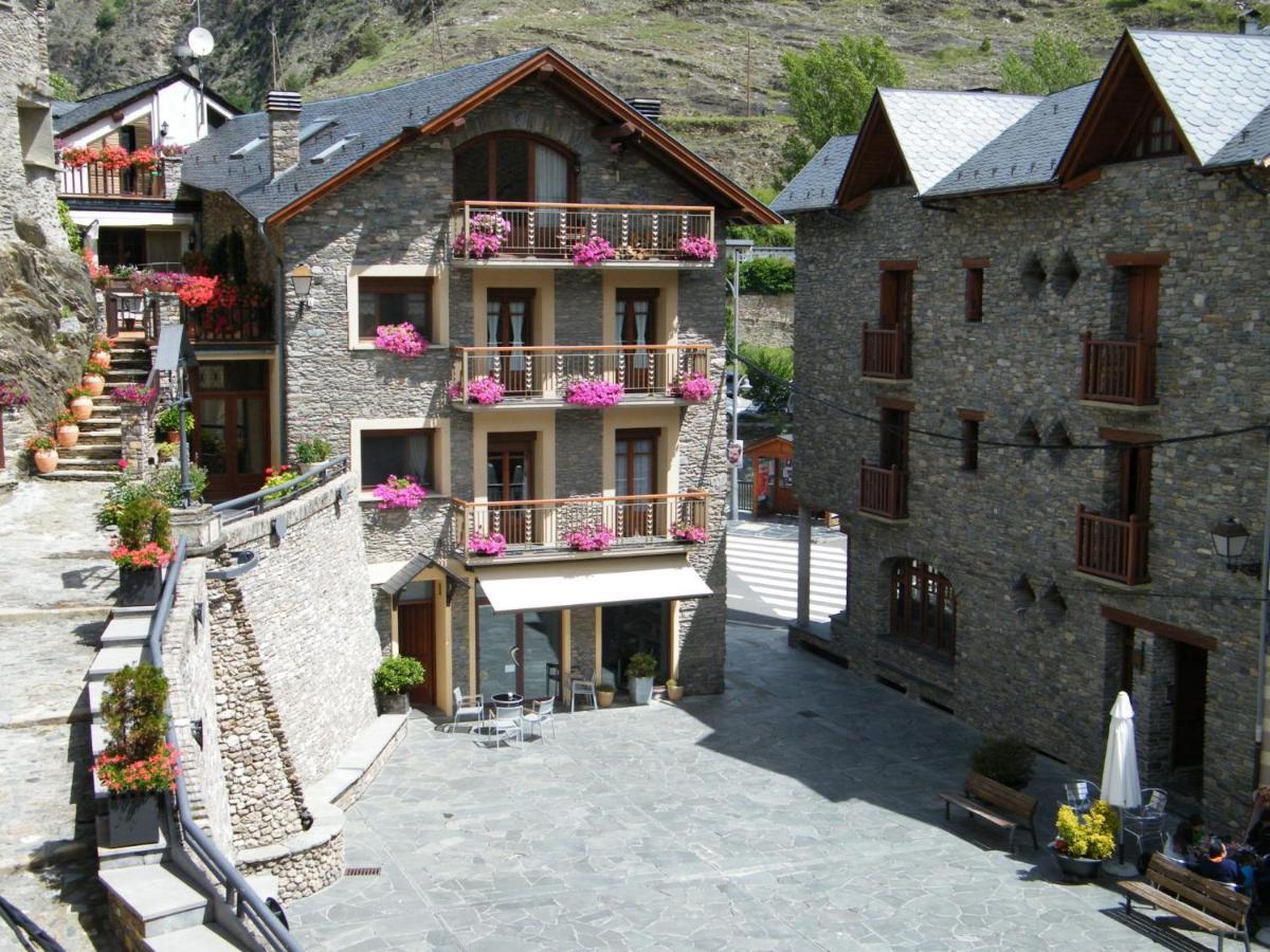 Hotel Lamoga Льяворсі Екстер'єр фото